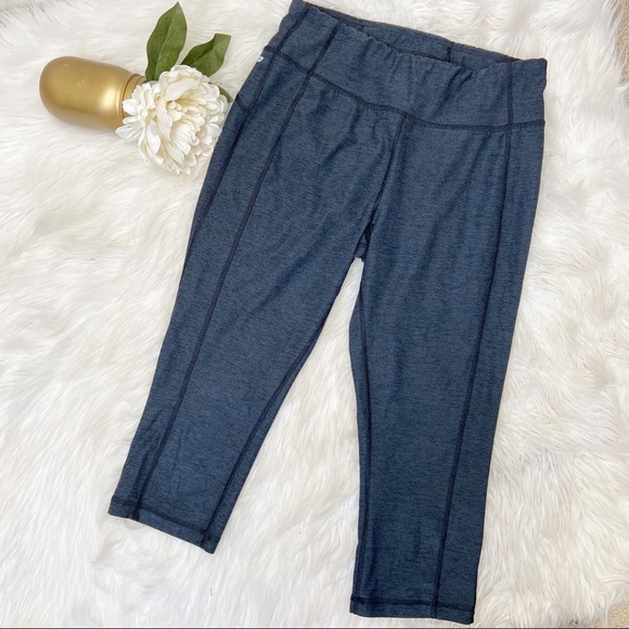 Danskin Pants - SALE 3/$20! Danskin Dri-More Charcoal Leggings
